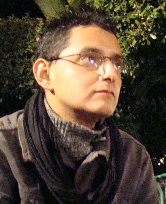 Adrián Fuentes